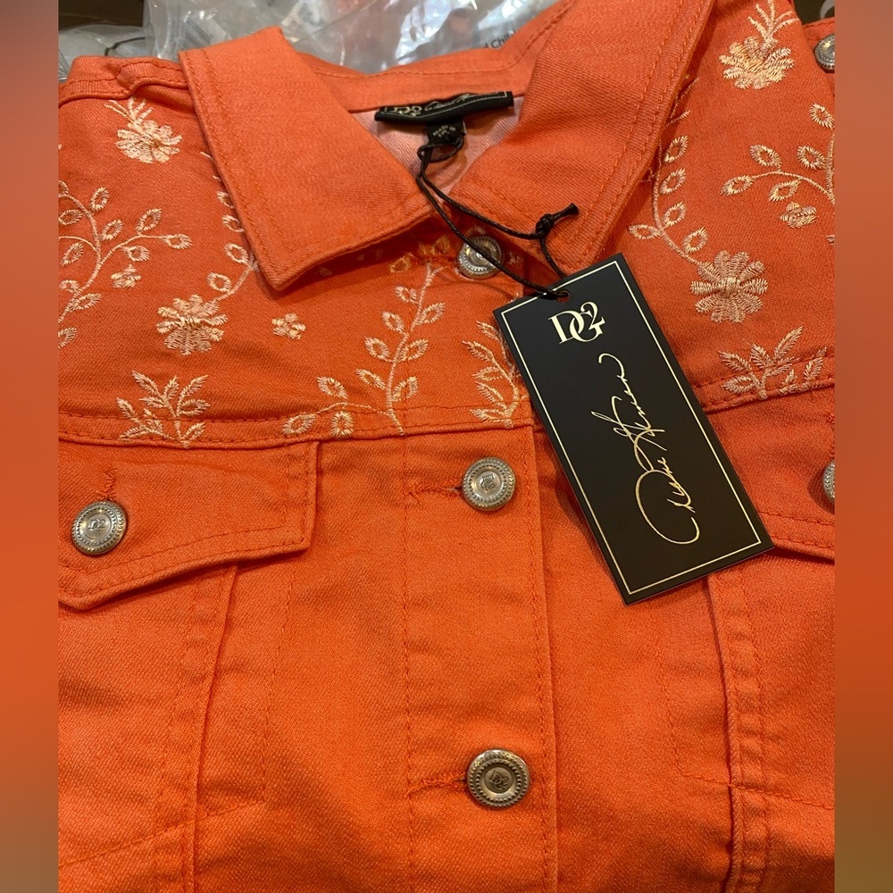 DG2 Embroidered Salmon color Denim Jacket size L NWT - Picture 5 of 10